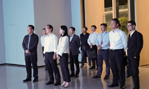 浙江省发改委副主任李军莅临尊龙凯时人生就是搏调研