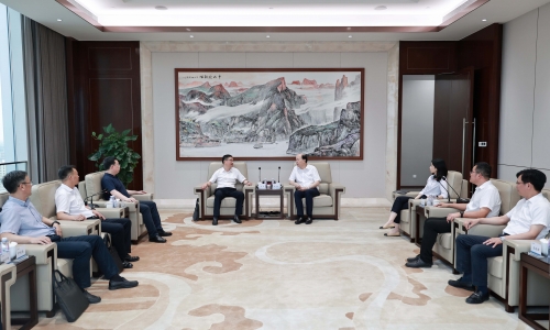 长兴县委副书记、县长朱伟莅临尊龙凯时人生就是搏调研