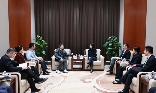 民生银行总行战略客户部副总经理张劲松莅临尊龙凯时人生就是搏调研