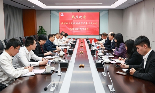 平凉市人民当局代市长李玉成莅临尊龙凯时人生就是搏调研