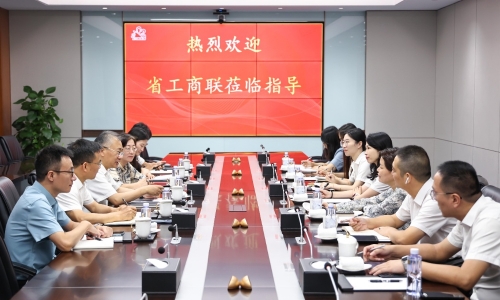 浙江省委统战部副部长、省工商联党组书记郑敏强莅临尊龙凯时人生就是搏调研